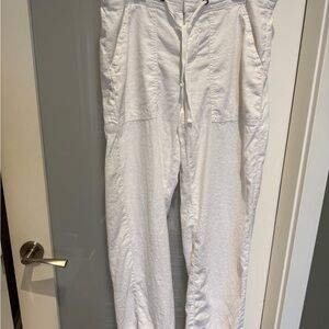 Reitmans White Lady’s Casual Drawstring Pants